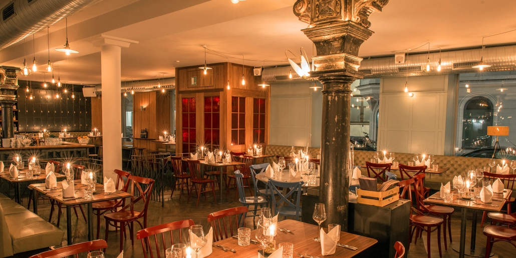 Burger und Lobster Bank Come in and enjoy!